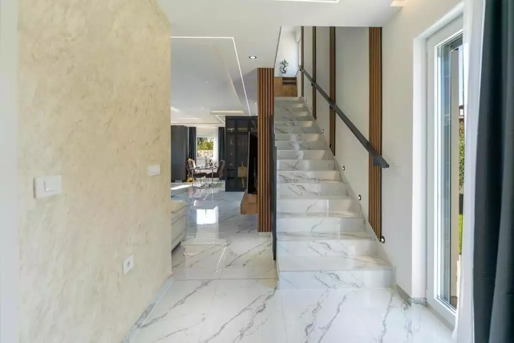Villa 175m² in Croatia, Medulin. Priced at 950000€ rent photo-19