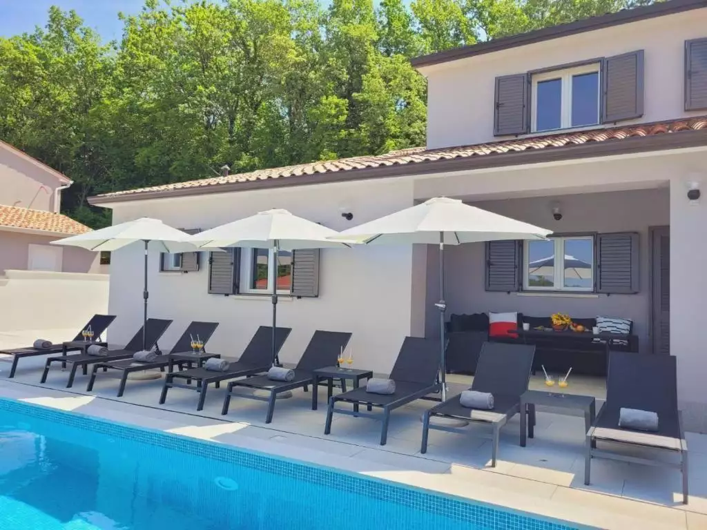 Villa 249m² in Croatia, Labin. Priced at 626000€ rent photo-4