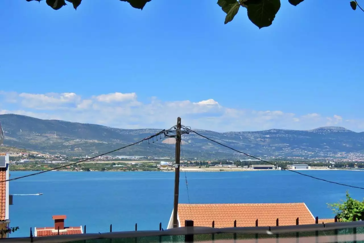 Hotels 490m² in Croatia, Ciovo. Priced at 795000€ rent photo-2