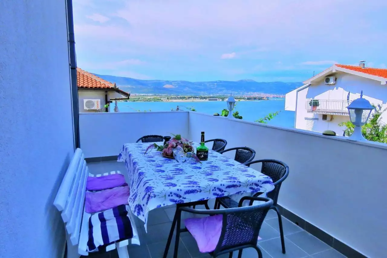 Hotels 490m² in Croatia, Ciovo. Priced at 795000€ rent photo-3