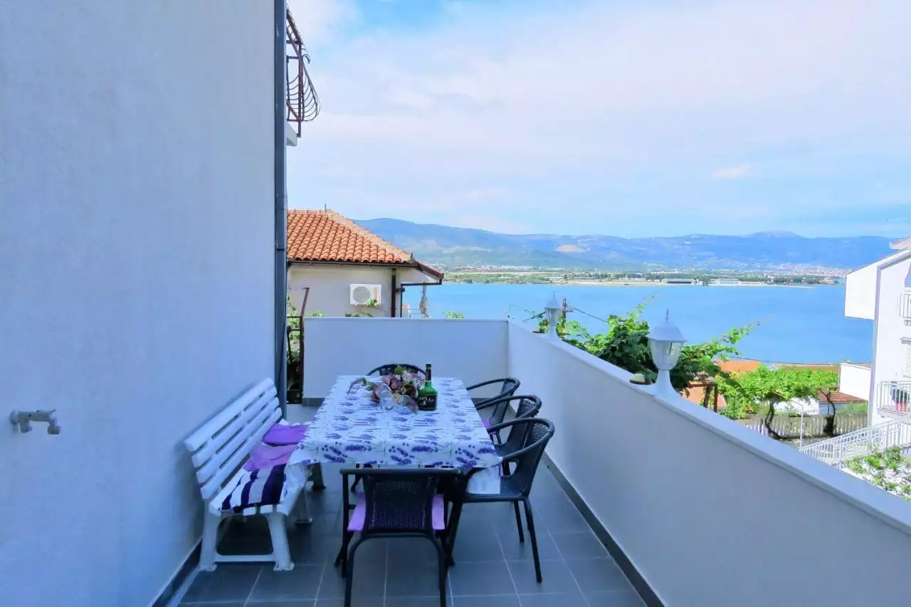 Hotels 490m² in Croatia, Ciovo. Priced at 795000€ rent photo-6