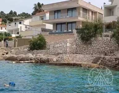 Buy in Croatia for 2750000€