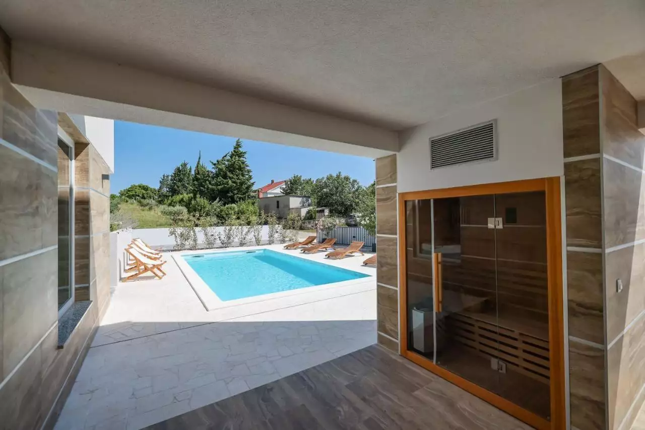 Villa 160m² in Croatia, Nin. Priced at 570000€ rent photo-12