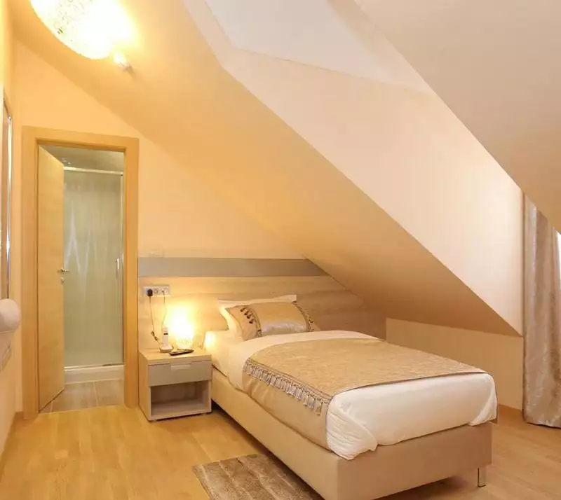 Hotels 950m² in Croatia, Kastela. Priced at 3350000€ rent photo-21