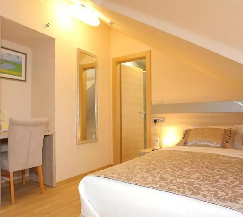 Hotels 950m² in Croatia, Kastela. Priced at 3350000€ rent photo-22