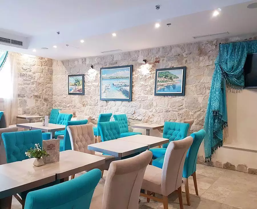 Hotels 950m² in Croatia, Kastela. Priced at 3350000€ rent photo-25