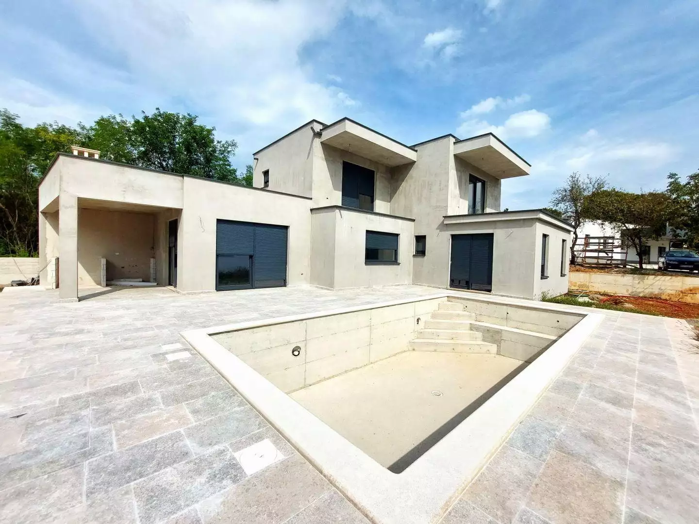 Villa 195m² in Croatia, Labin. Priced at 650000€ rent photo-1
