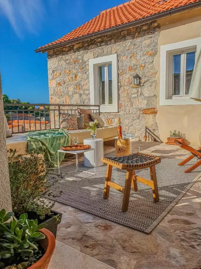 Villa 255m² in Croatia, Hvar. Priced at 1380000€ rent photo-7