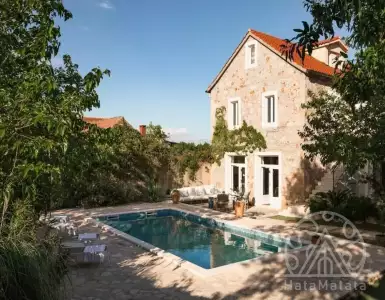 Buy in Croatia for 1570000€