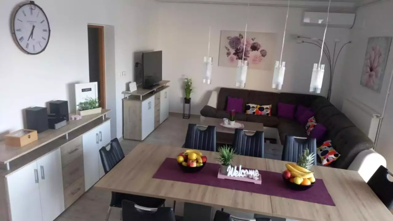 Villa 230m² in Croatia, Omis. Priced at 1250000€ rent photo-23