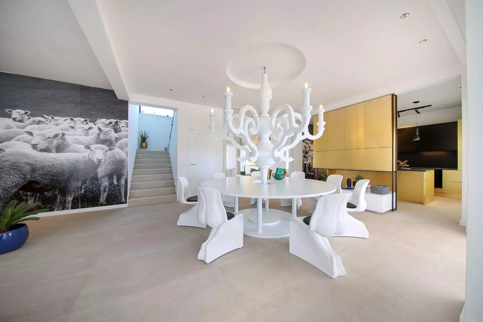 Villa 302m² in Croatia, Novalja. Priced at 1470000€ rent photo-10