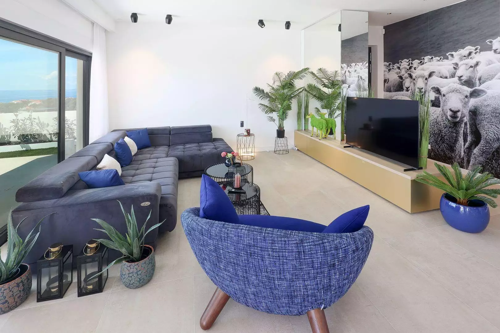 Villa 302m² in Croatia, Novalja. Priced at 1470000€ rent photo-14