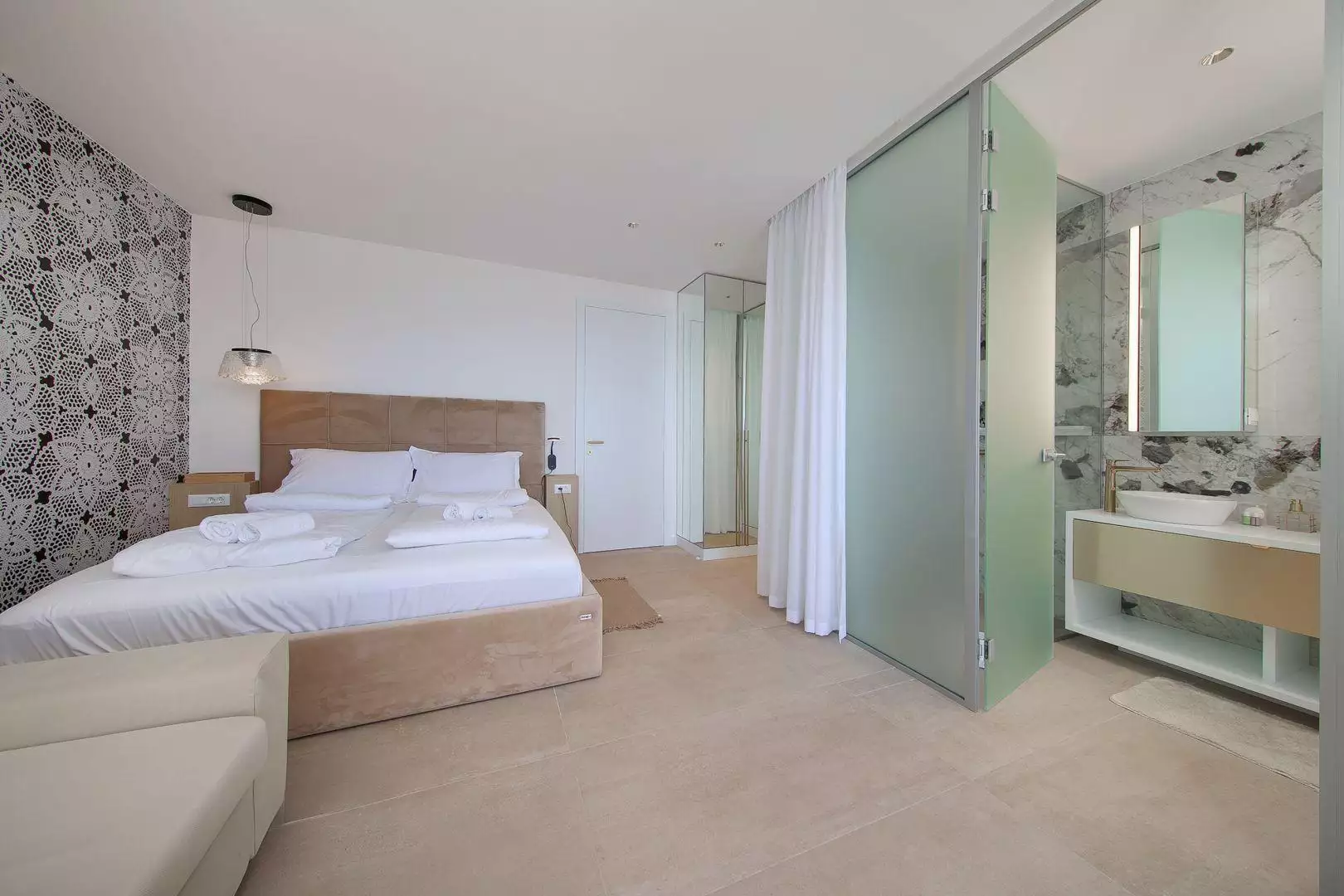 Villa 302m² in Croatia, Novalja. Priced at 1470000€ rent photo-25