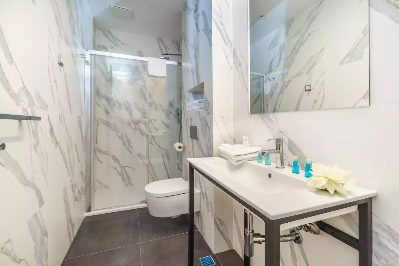 Hotels 494m² in Croatia, Split. Priced at 2600000€ rent photo-21