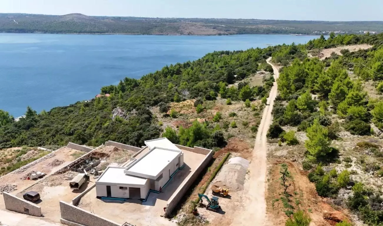 Villa 204m² in Croatia, Posedarje. Priced at 1200000€ rent photo-3