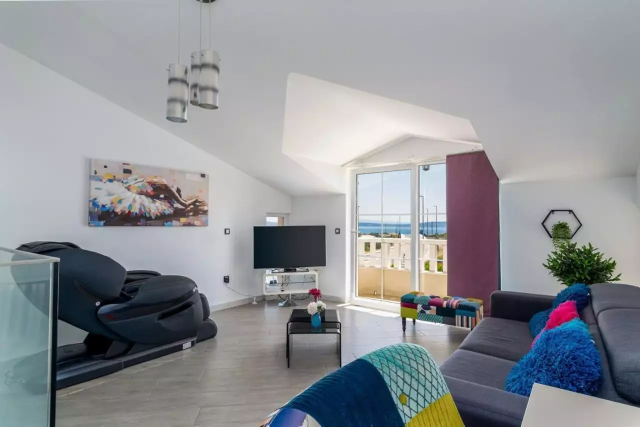 Villa 333m² in Croatia, Kastela. Priced at 970000€ rent photo-20