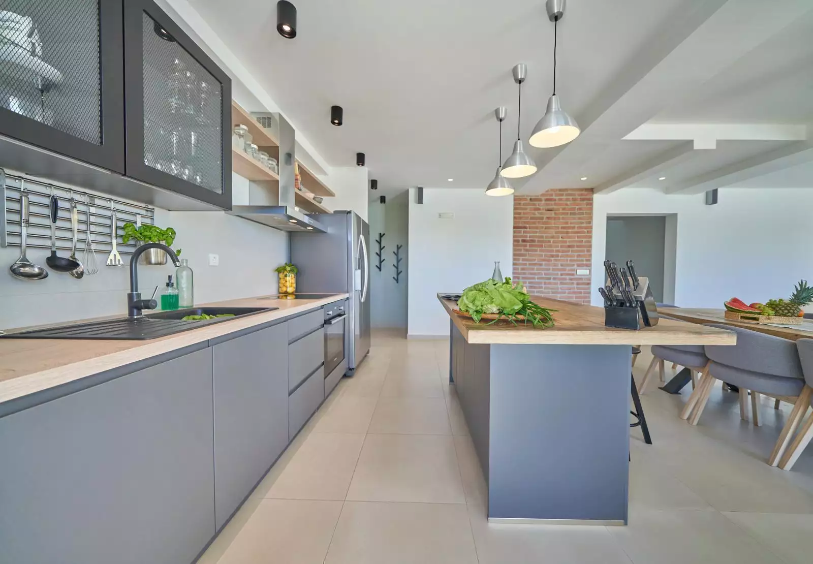 Villa 180m² in Croatia, Kastela. Priced at 1100000€ rent photo-9