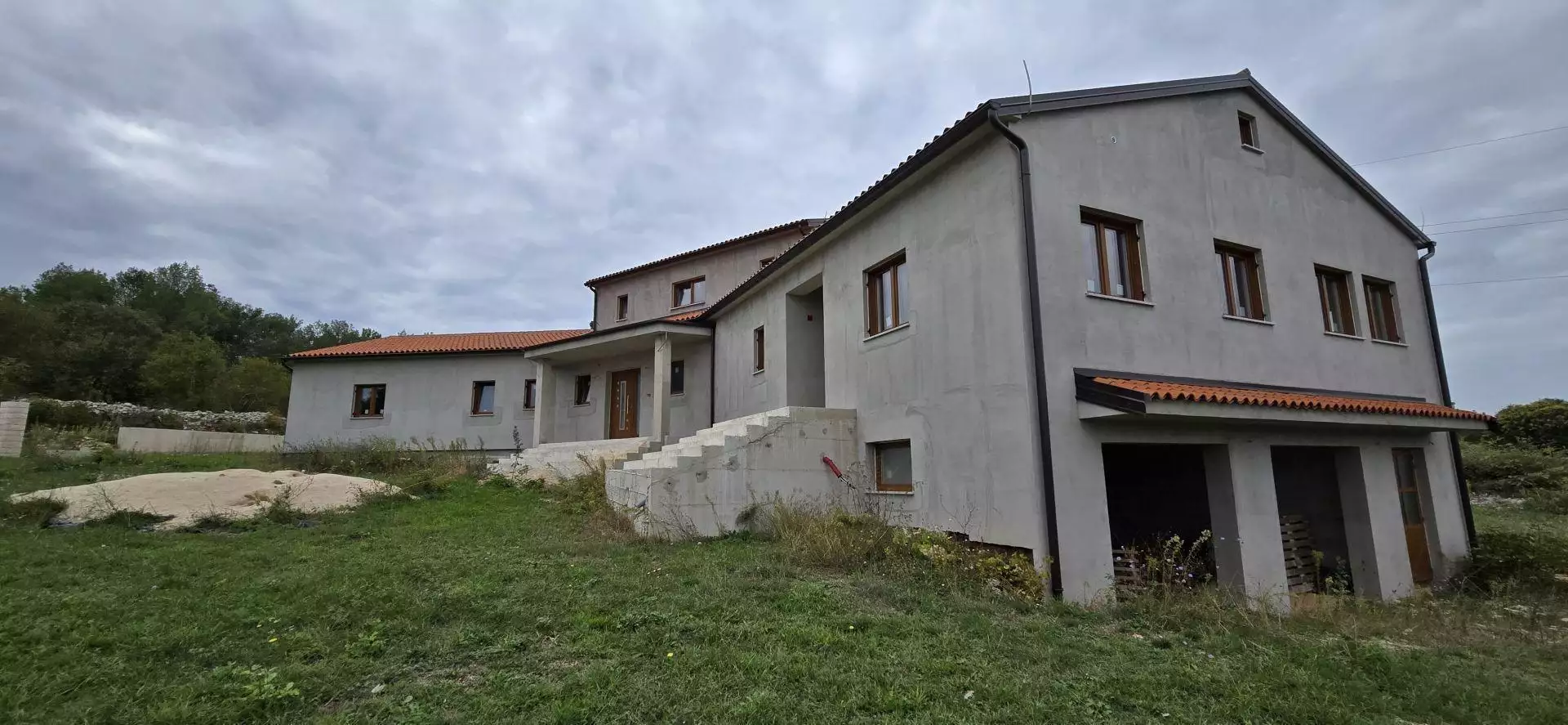 Villa 550m² in Croatia, Rovinj. Priced at 740000€ rent photo-8