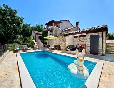 Buy in Croatia for 820000€