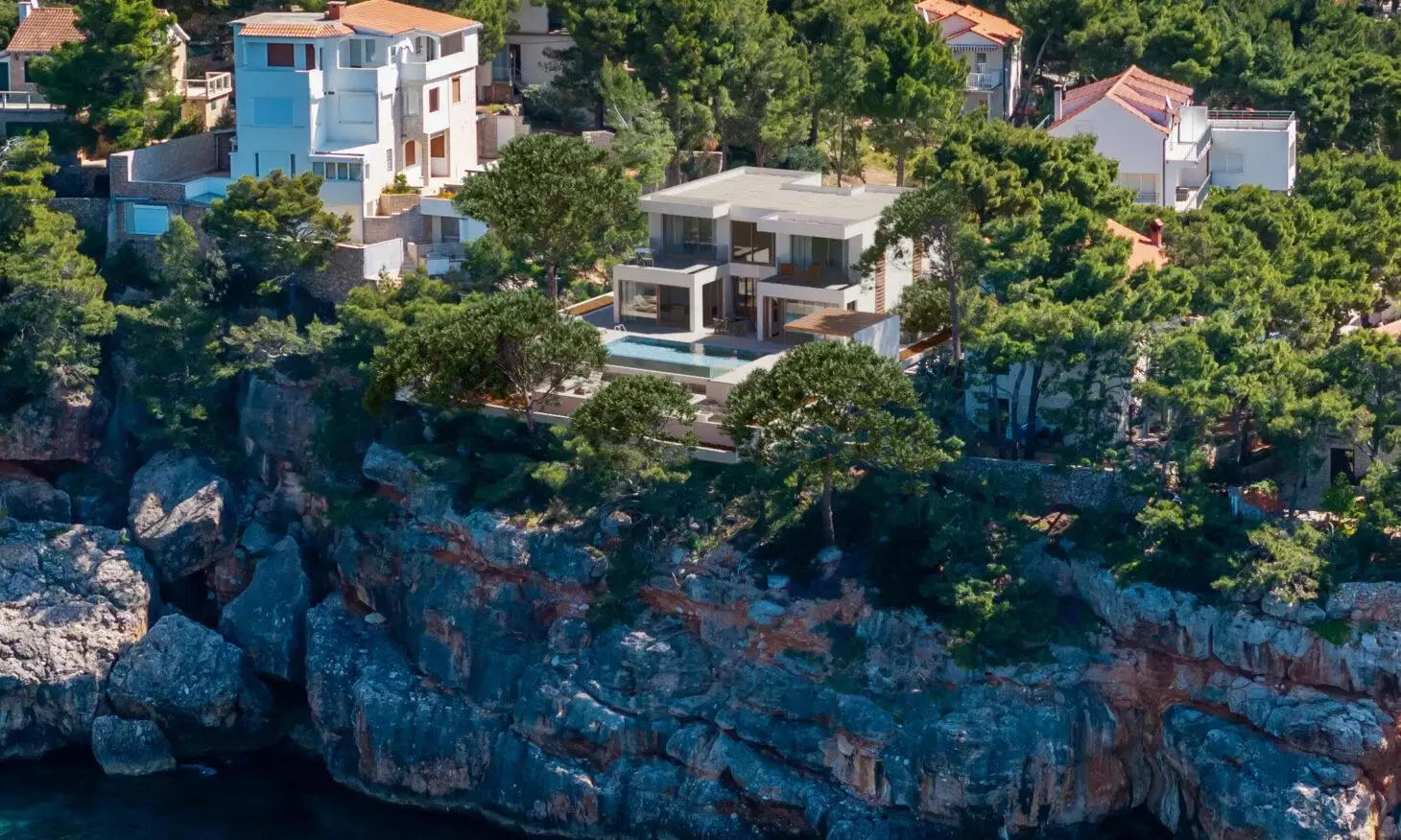 Villa 351m² in Croatia, Hvar. Priced at 2500000€ rent photo-6