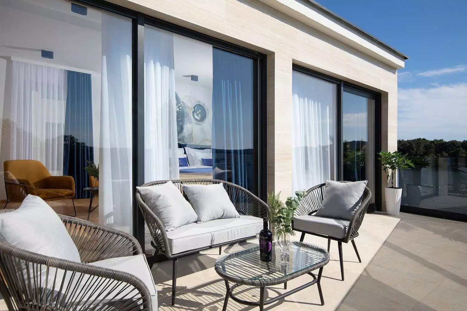 Villa 340m² in Croatia, Medulin. Priced at 2700000€ rent photo-6
