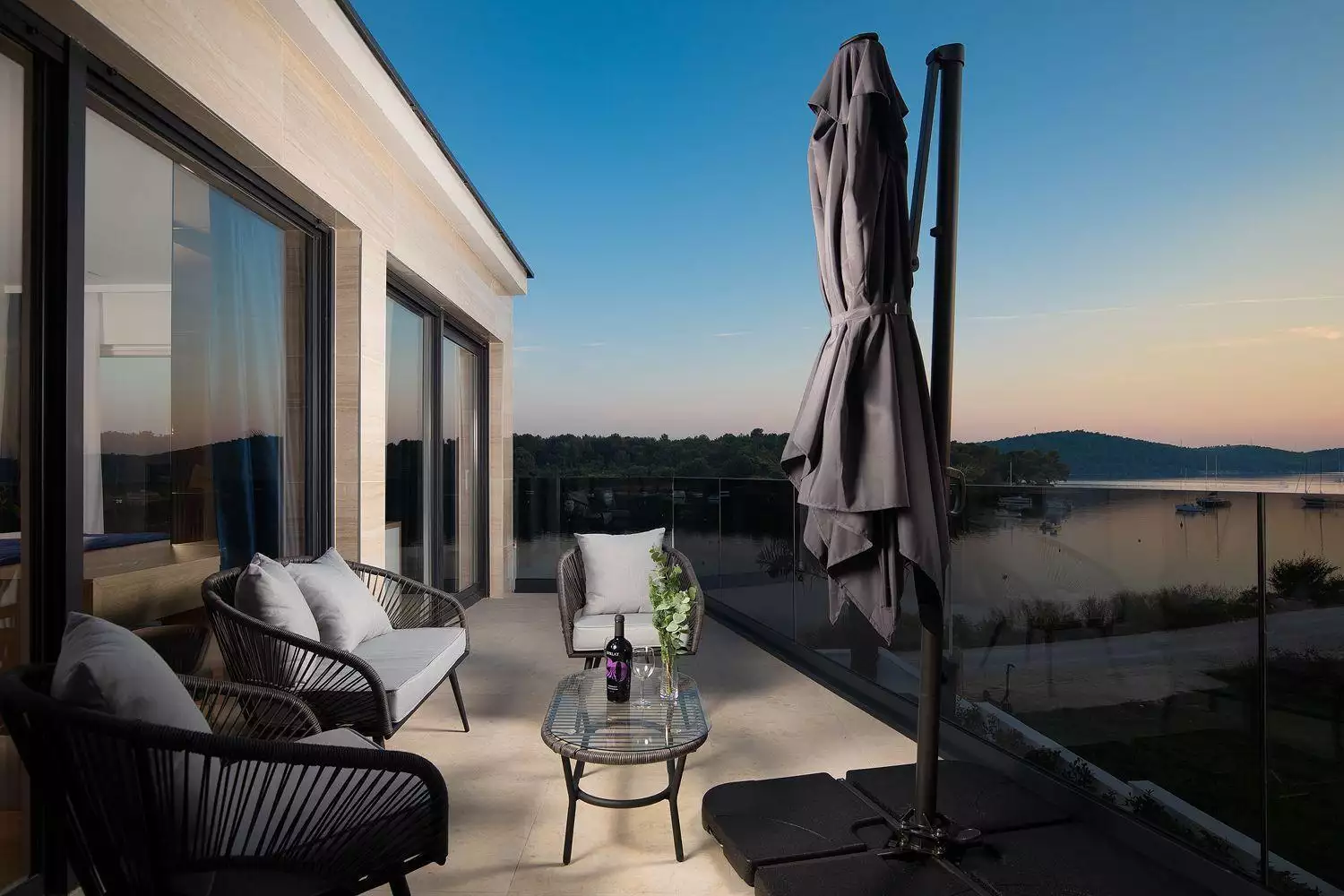 Villa 340m² in Croatia, Medulin. Priced at 2700000€ rent photo-9