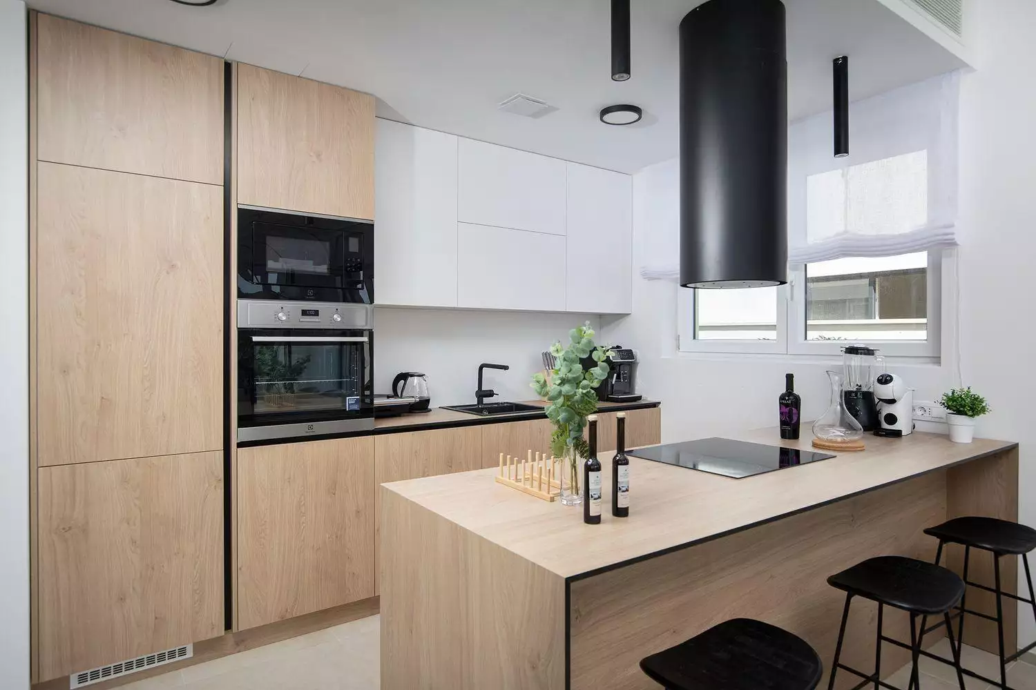 Villa 340m² in Croatia, Medulin. Priced at 2700000€ rent photo-15
