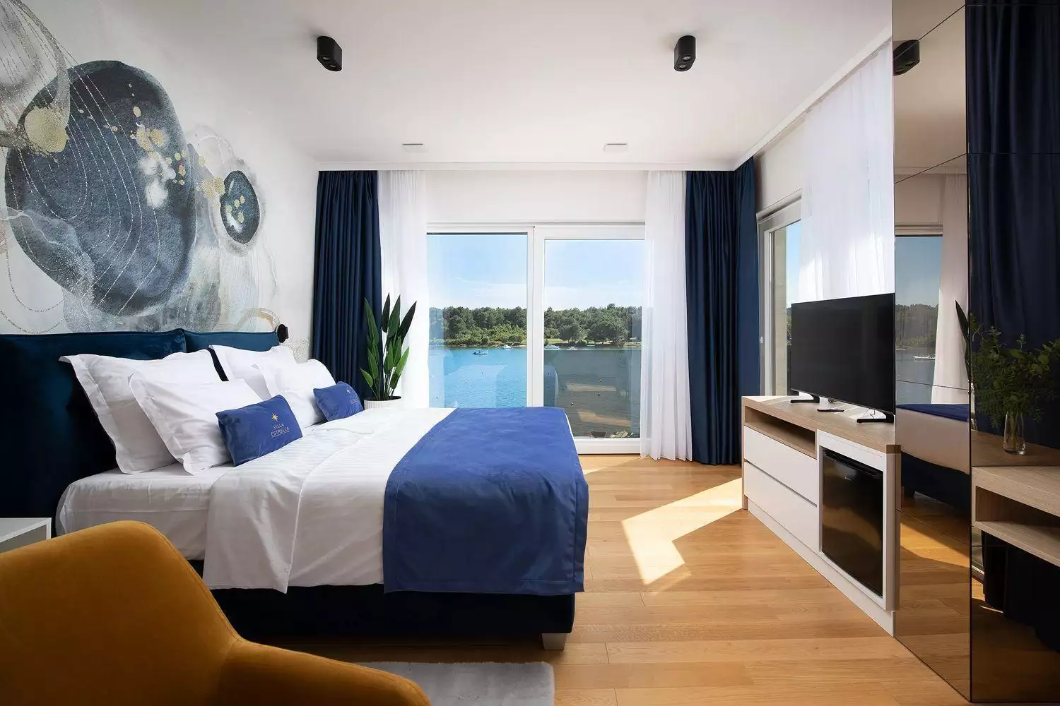 Villa 340m² in Croatia, Medulin. Priced at 2700000€ rent photo-18