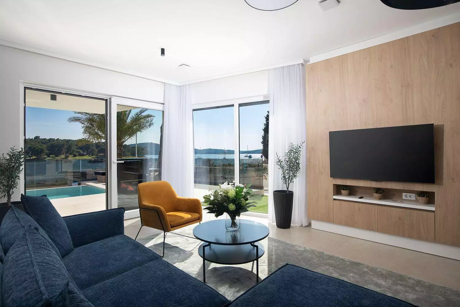 Villa 340m² in Croatia, Medulin. Priced at 2700000€ rent photo-21