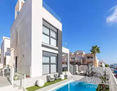 Buy in Spain for 830000€