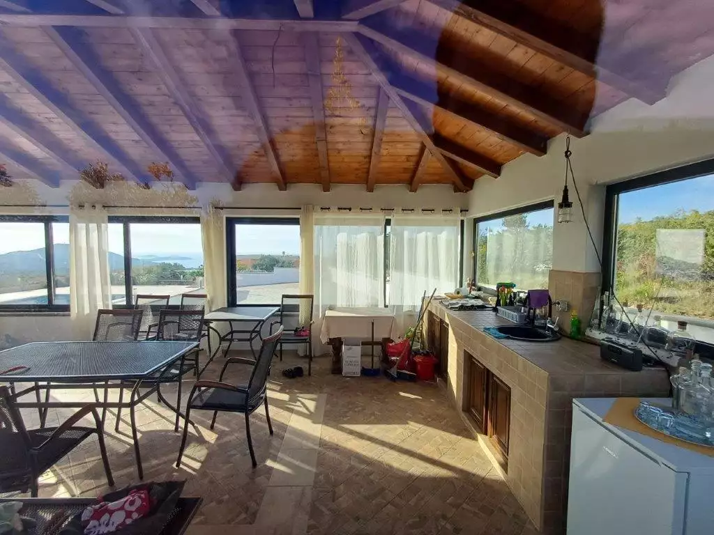 Villa 240m² in Croatia, Primosten. Priced at 750000€ rent photo-10