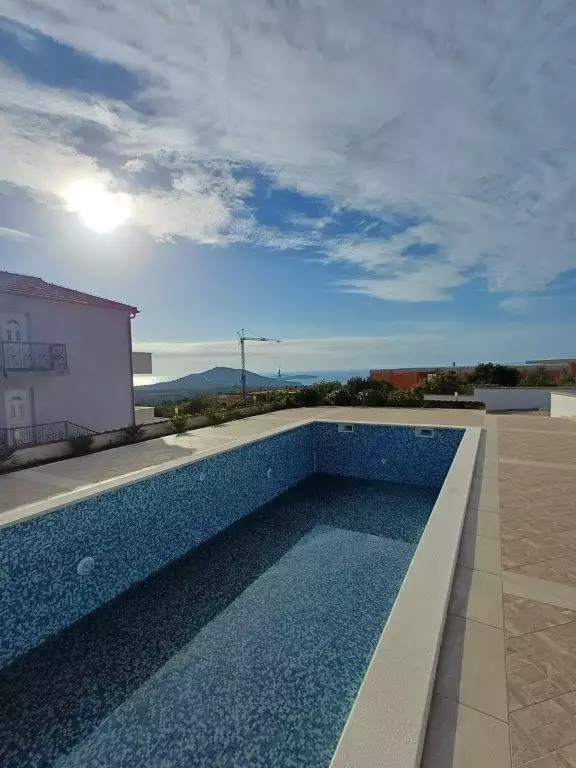 Villa 240m² in Croatia, Primosten. Priced at 750000€ rent photo-14