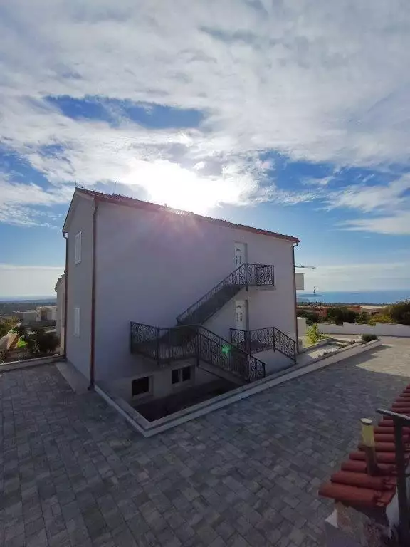 Villa 240m² in Croatia, Primosten. Priced at 750000€ rent photo-16