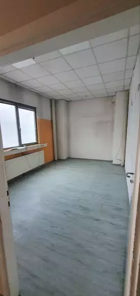 Building 1048m² in Slovenia, Domzale. Priced at 1400000€ rent photo-7