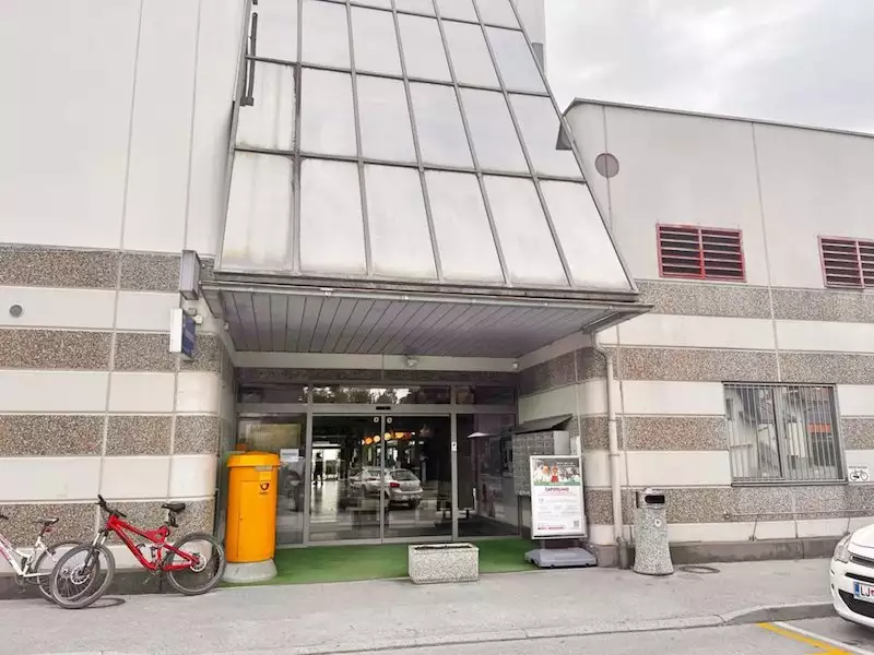Building 1048m² in Slovenia, Domzale. Priced at 1400000€ rent photo-8