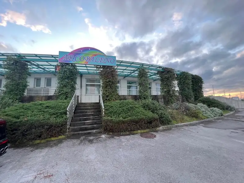 Cafes/Restaurants 403m² in Slovenia, Izola. Priced at 1100000€ rent photo-4