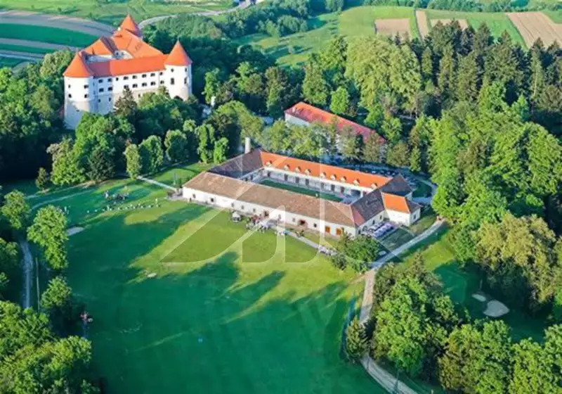 Hotels 1m² in Slovenia, Brezice. Priced at 10000000€ rent photo-1