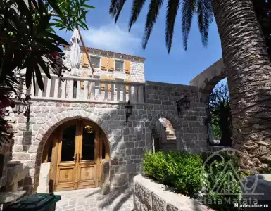 Buy in Montenegro for 750000€