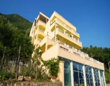 Buy in Montenegro for 2600000€