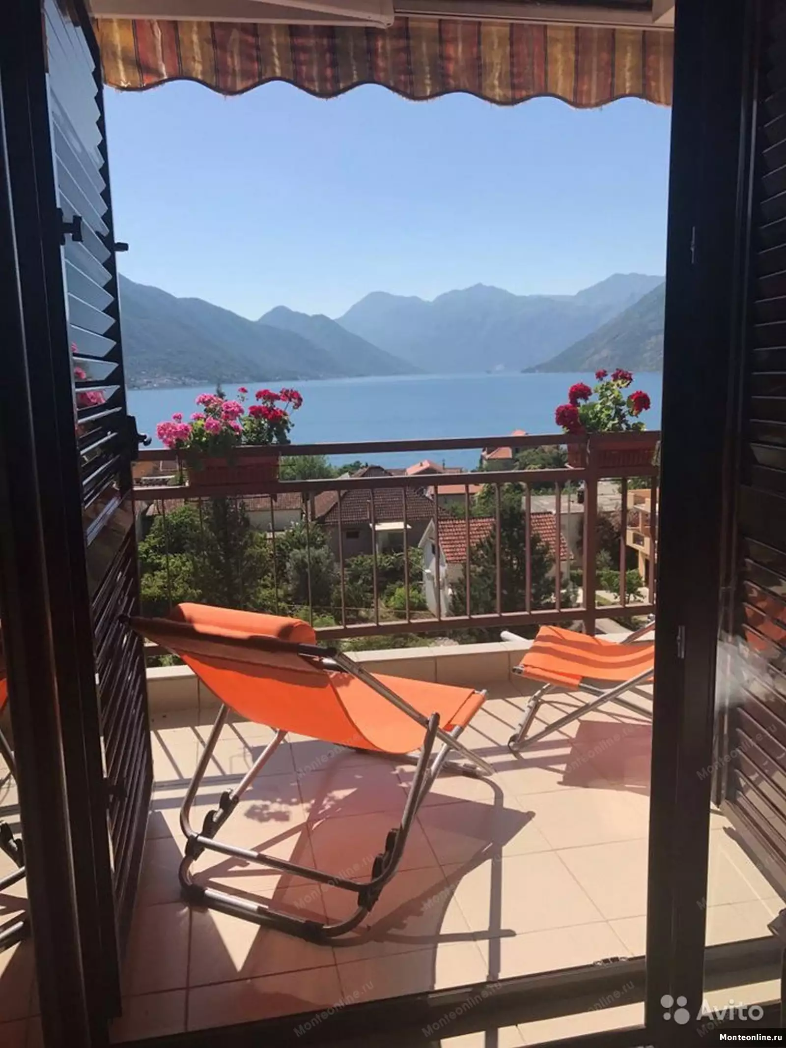 Flat 63m² in Montenegro, Dobrota. Priced at 135000€ rent photo-2