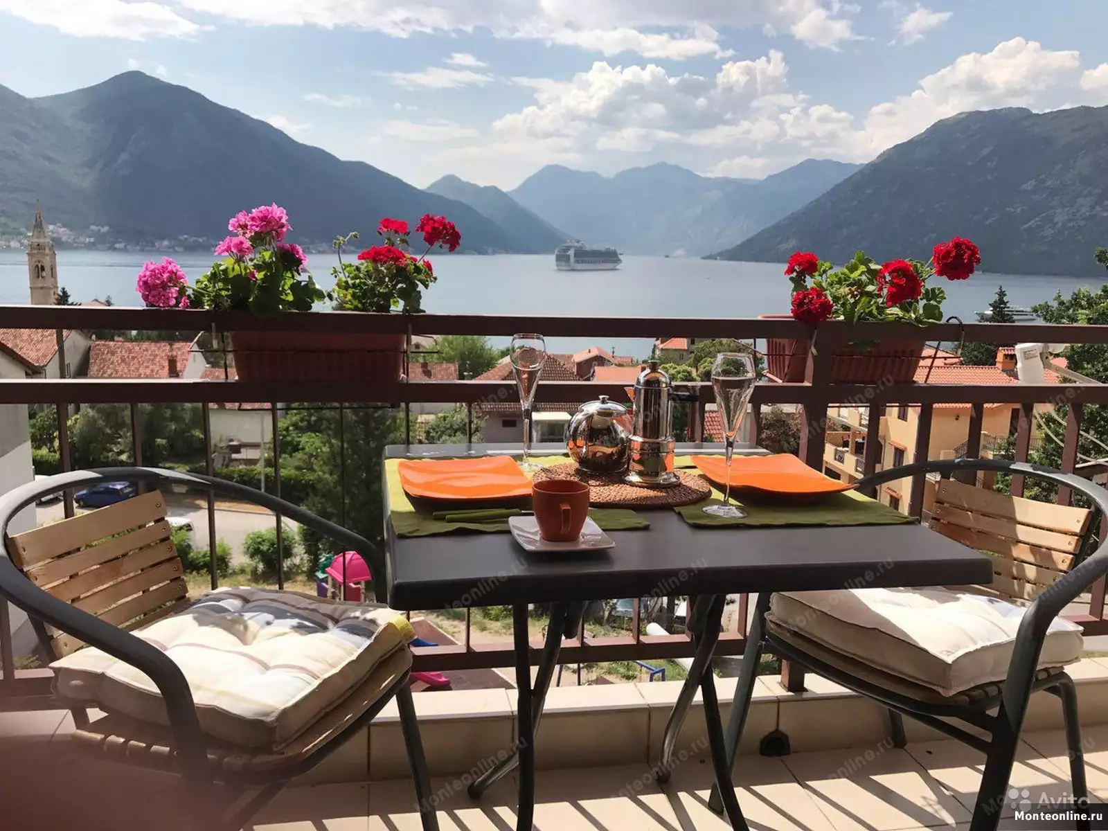 Flat 63m² in Montenegro, Dobrota. Priced at 135000€ rent photo-8