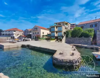 Buy in Montenegro for 900000€