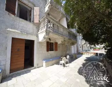 Buy in Montenegro for 1400000€