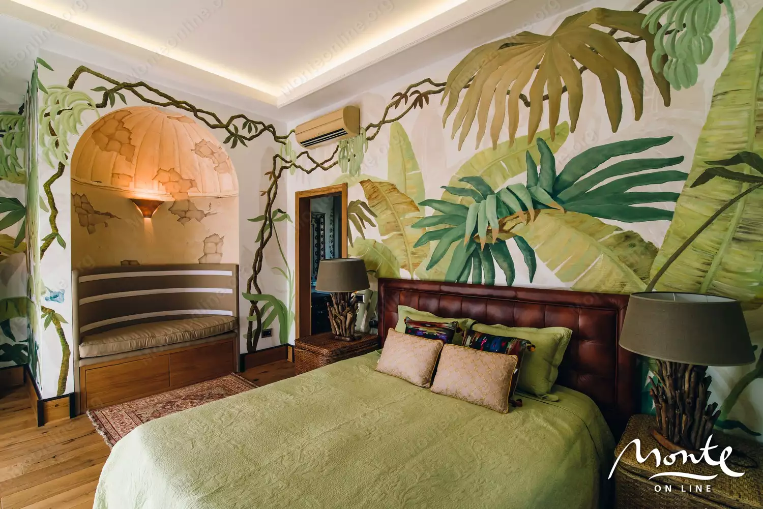 Villa 550m² in Montenegro, Rezevici. Priced at 3500000€ rent photo-6