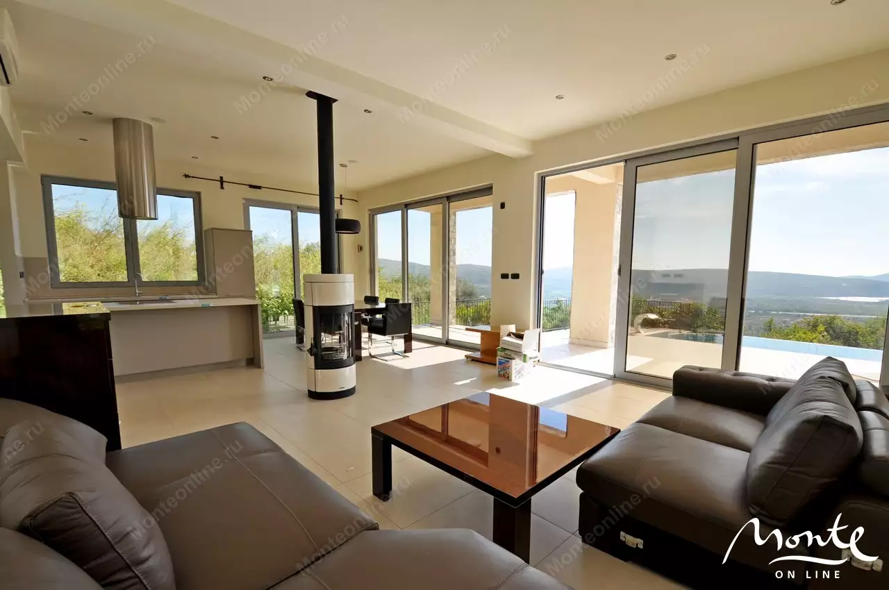 Villa 187m² in Montenegro, Tivat. Priced at 320000€ rent photo-6