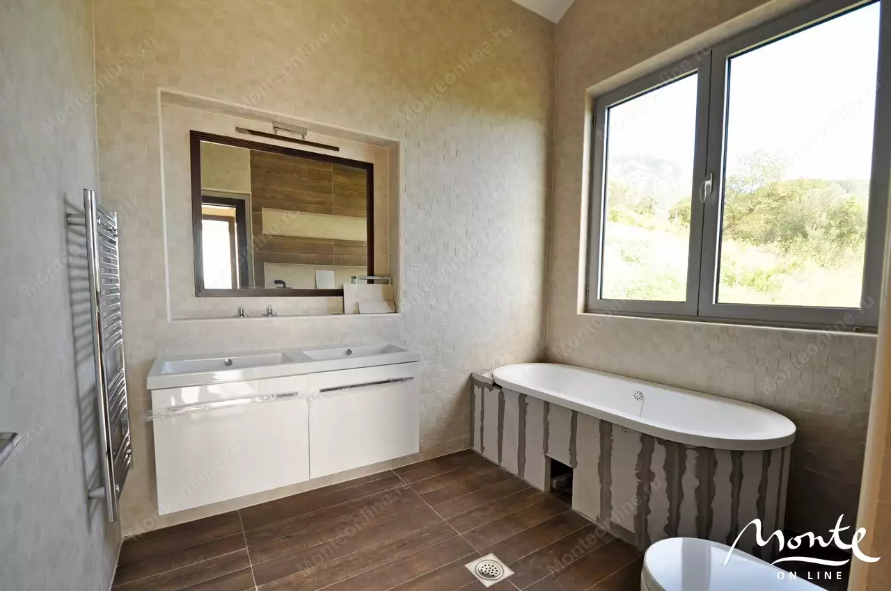 Villa 187m² in Montenegro, Tivat. Priced at 320000€ rent photo-12