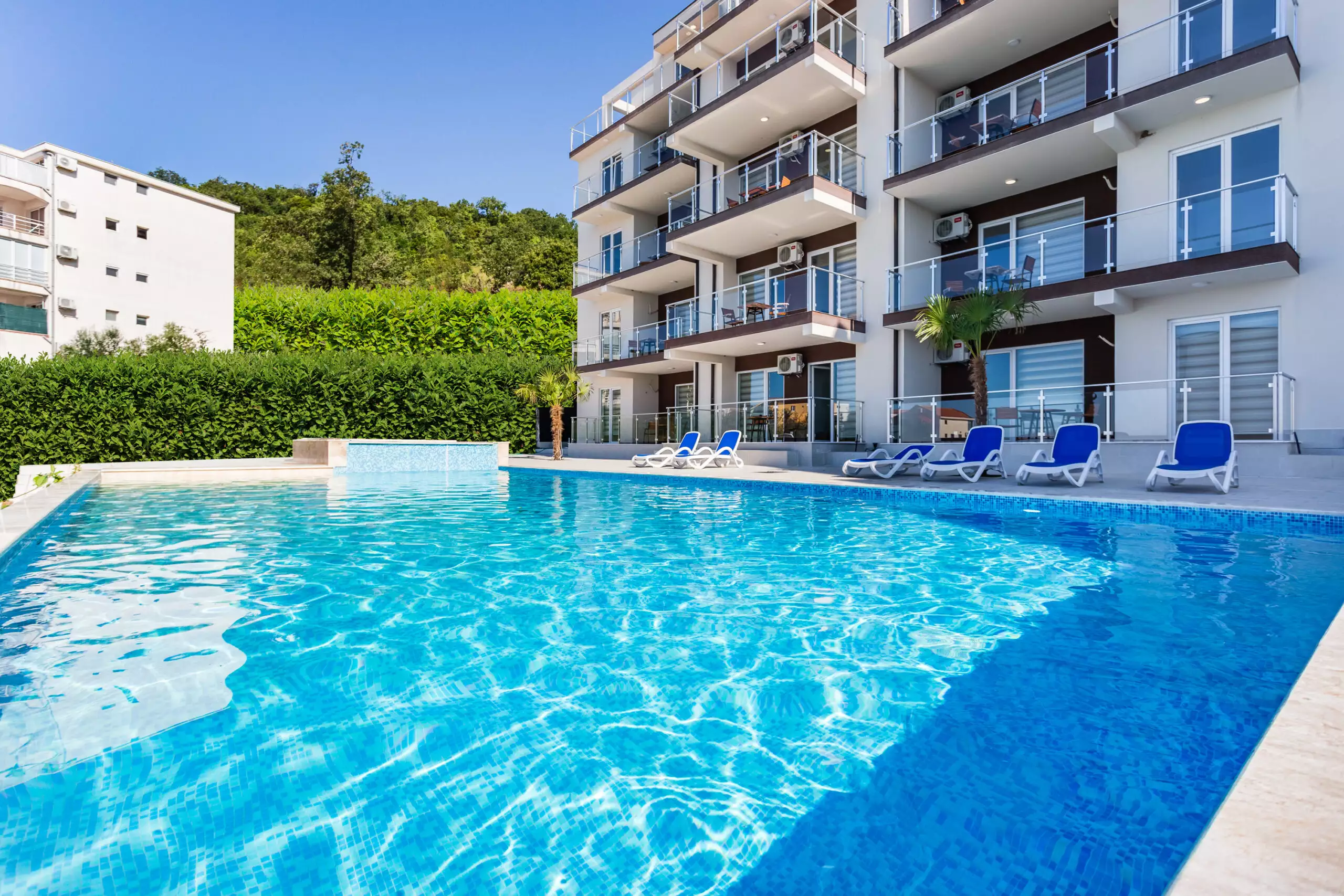 Flat 77m² in Montenegro, Budva. Priced at 139800€ rent photo-2