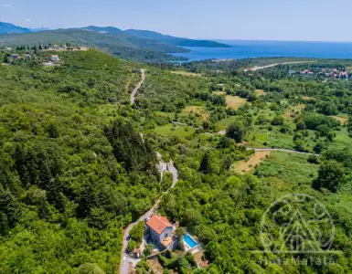 Buy in Montenegro for 840000€