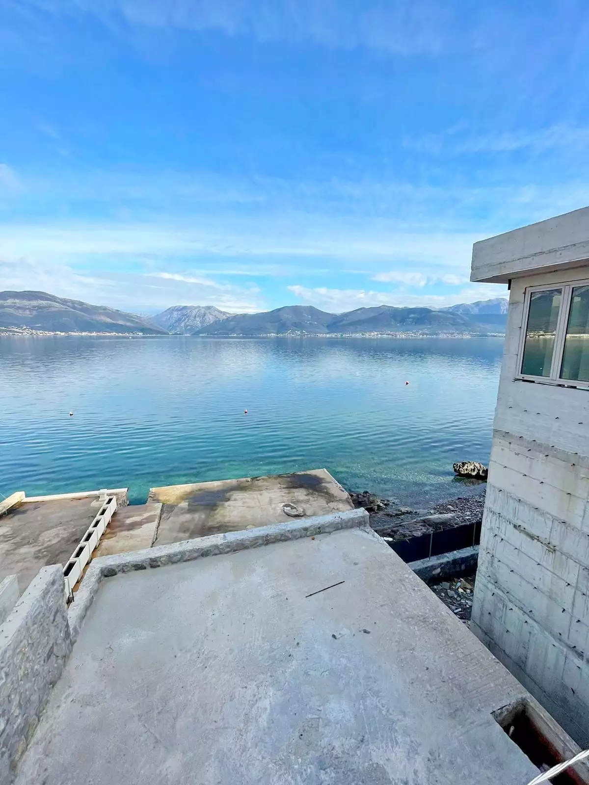 Villa 200m² in Montenegro, Krasici. Priced at 850000€ rent photo-2