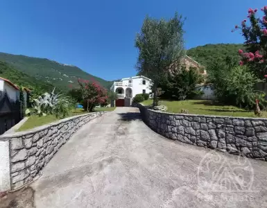 Buy in Montenegro for 1150000€